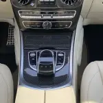 سيارة مرسيدس-بنز G550 بمحرك V8 موديل 2022 مستعملة - أسود - Carsooq - Thumbnail 15