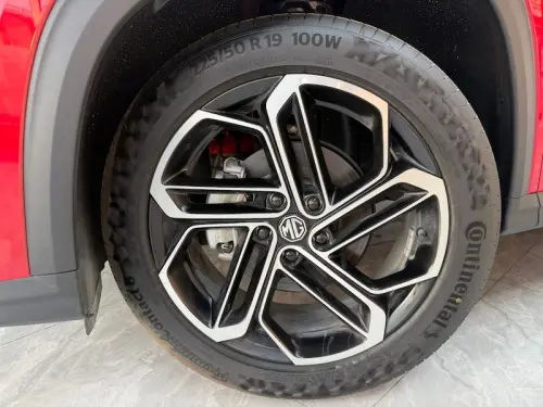MG One Luxury Petrol 2024 Model Year - Red