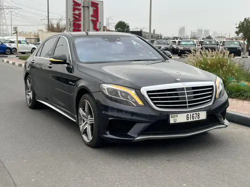سيارة مرسيدس-بنز S63 AMG موديل 2014 مستعملة - أسود