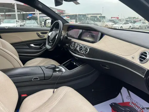 سيارة مرسيدس-بنز S63 AMG موديل 2014 مستعملة - أسود