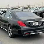 سيارة مرسيدس-بنز S63 AMG موديل 2014 مستعملة - أسود - Thumbnail 14