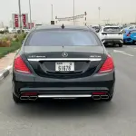 سيارة مرسيدس-بنز S63 AMG موديل 2014 مستعملة - أسود - Thumbnail 16