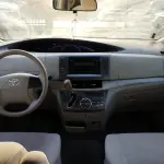 سيارة تويوتا بريفيا 2.5L موديل 2010 مستعملة - أبيض - Thumbnail 4