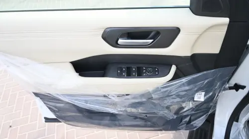 سيارة نيسان باترول LE T2 سعة 3.5L موديل 2026 جديدة - أبيض