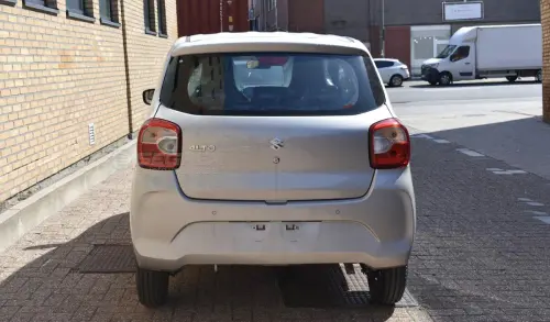 سيارة سوزوكي ألتو هاتشباك 1.0L موديل 2026 جديدة - فضي