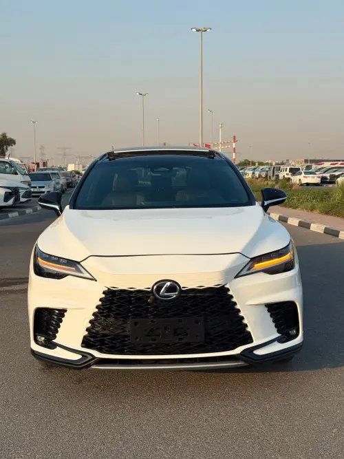 لكزس RX 350h هجين مستعملة موديل 2024 أبيض