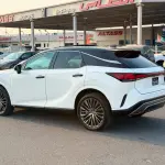 لكزس RX 350h هجين مستعملة موديل 2024 أبيض - Thumbnail 5