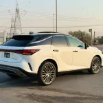 لكزس RX 350h هجين مستعملة موديل 2024 أبيض - Thumbnail 6