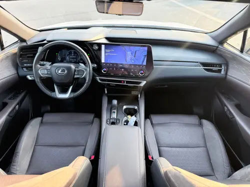لكزس RX 350h هجين مستعملة موديل 2024 أبيض
