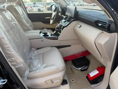 تويوتا لاند كروزر VXR 4.0L V6 2026 جديدة - أسود 