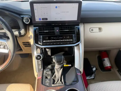 تويوتا لاند كروزر VXR 4.0L V6 2026 جديدة - أسود 