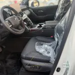 لاند كروزر VXR 4.0L V6 موديل 2026 - أبيض - Thumbnail 11