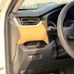 Toyota RAV4 XLE Hybrid 2022 Model year White Exterior - Thumbnail 13