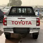 Toyota Hilux SR5 Petrol Automatic 2025 Double Cabin - White / Red - Thumbnail 3