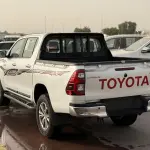 Toyota Hilux SR5 Petrol Automatic 2025 Double Cabin - White / Red - Thumbnail 4