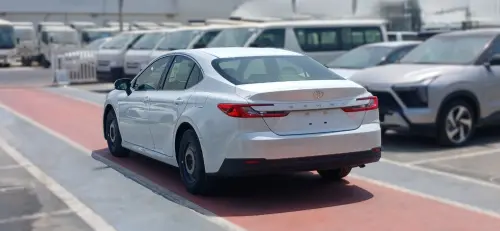 Toyota Camry 2.5L petrol 2025 Model Year White / beige