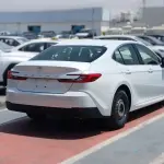 Toyota Camry 2.5L petrol 2025 Model Year White / beige - Thumbnail 5