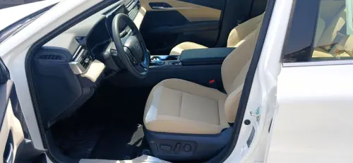 Toyota Camry 2.5L petrol 2025 Model Year White / beige