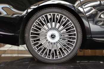 MERCEDES MAYBACH S680 (EXPORT PRICE)