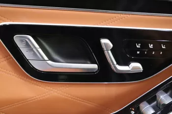 MERCEDES MAYBACH S680 (EXPORT PRICE)
