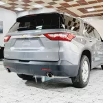 AED 1365/ MONTH - CHEVROLET TRAVERSE LT - 2019 - GCC - IMMACULATE CONDITION - Thumbnail 6