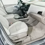 AED 1365/ MONTH - CHEVROLET TRAVERSE LT - 2019 - GCC - IMMACULATE CONDITION - Thumbnail 12