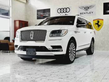 AED 3360/ MONTH - LINCOLN NAVIGATOR - 2018 - GCC -FULL OPTION - IMMACULATE CONDITION