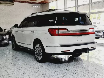 AED 3360/ MONTH - LINCOLN NAVIGATOR - 2018 - GCC -FULL OPTION - IMMACULATE CONDITION