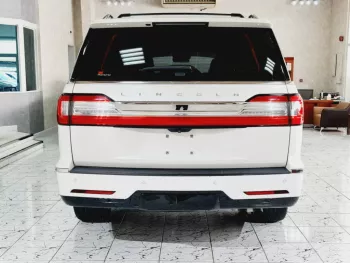 AED 3360/ MONTH - LINCOLN NAVIGATOR - 2018 - GCC -FULL OPTION - IMMACULATE CONDITION