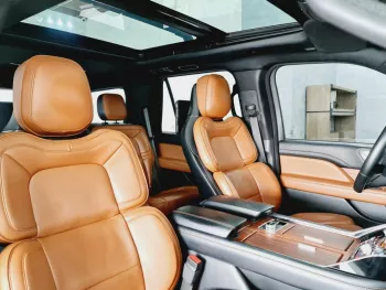 AED 3360/ MONTH - LINCOLN NAVIGATOR - 2018 - GCC -FULL OPTION - IMMACULATE CONDITION