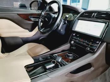 AED 2,130 /MONTH - JAGUAR F-PACE 25T - 2018 - GCC - IMMACULATE CONDITION