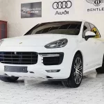 AED 2590/ MONTH - PORSCHE CAYENNE GTS - 2016 - FULLY LOADED - IMMACULATE CONDITION - Thumbnail 3