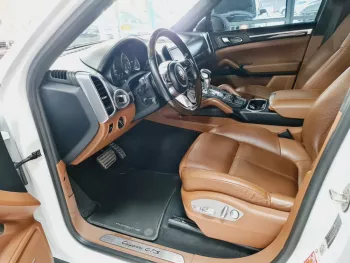 AED 2590/ MONTH - PORSCHE CAYENNE GTS - 2016 - FULLY LOADED - IMMACULATE CONDITION