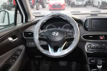 Hyundai Santa-fe SUV 2.4 4 cy petrol 2019