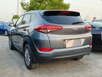 HYUNDAI TUCSON 2.0L 4CY PETROL GRAY 2017