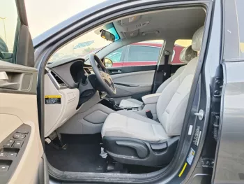 HYUNDAI TUCSON 2.0L 4CY PETROL GRAY 2017
