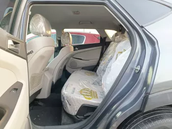 HYUNDAI TUCSON 2.0L 4CY PETROL GRAY 2017