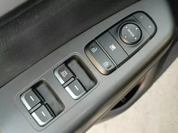 KIA SPORTAGE 2.4L 4CY PETROL SILVER 2019