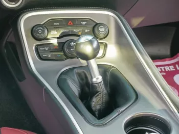 DODGE CHALLENGER 5.7L V8 PETROL MAROON 2021