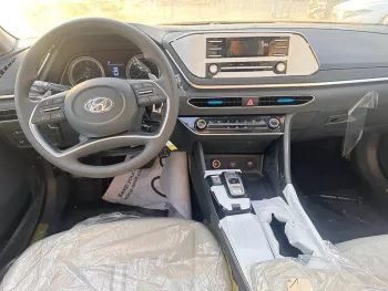 Hyundai Sonata 2.5 petrol basic option