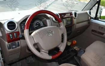 TOYOTA LAND CRUISER PICKUP
