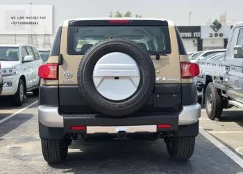 TOYOTA FJ CRUISER ( XTREME )
