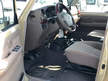 Toyota Land Cruiser Hard Top 2021