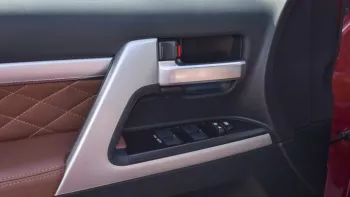 2021 Toyota LAND CRUISER VXR 5.7L 8Cyl 4WD