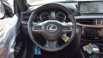 LEXUS LX570 2021 8Cyl BLACK EDITTION White Color