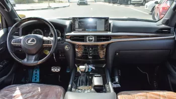 LEXUS LX570 2021 8Cyl BLACK EDITTION White Color