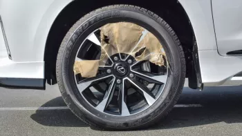 LEXUS LX570 2021 8Cyl BLACK EDITTION White Color