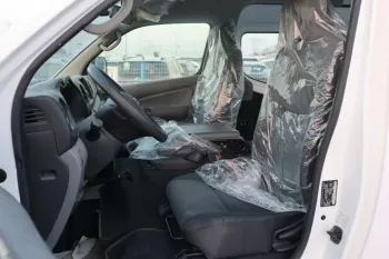 NISSAN / NV350 / URVAN / 13 SEATERS / CARGO VAN / GCC / 2018 /