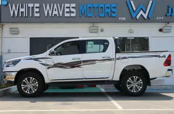 TOYOTA HILUX 2022 D4D GLX (2.4L)