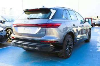 AUDI Q5 40 e-TRON 2022 AUTO PARK